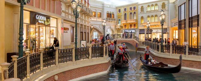 Grand Canal Shoppes at the Venetian Walking Tour, Las Vegas 2022 