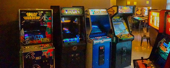 Awesome Retro Arcade - Gatlinburg Pinball Museum - Best Value In