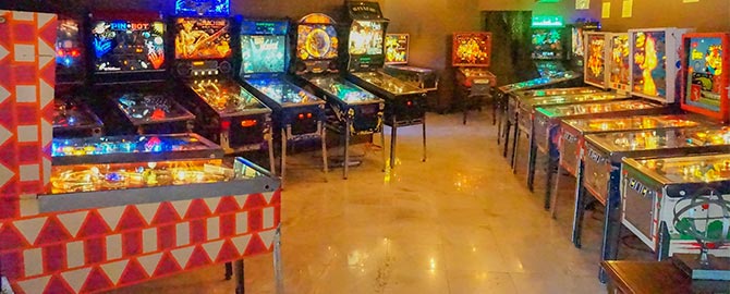 Gatlinburg Pinball Museum 2023 info and deals